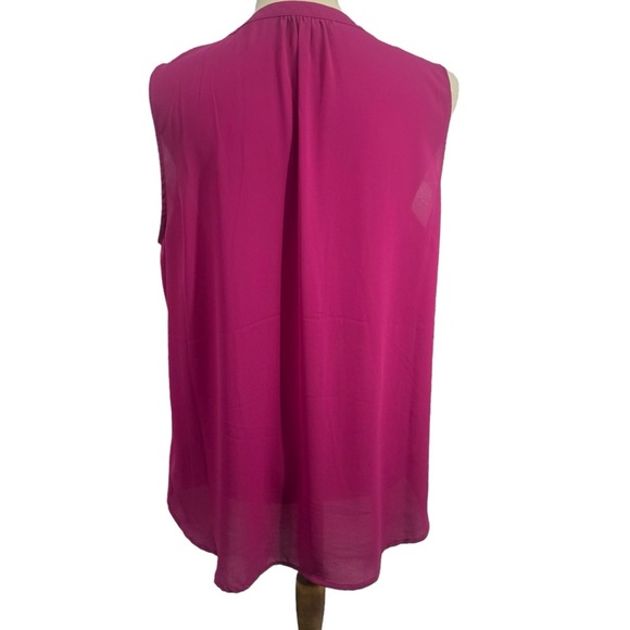 Pink V-Neck Sleeveless Blouse Large - Picture 3 of 6